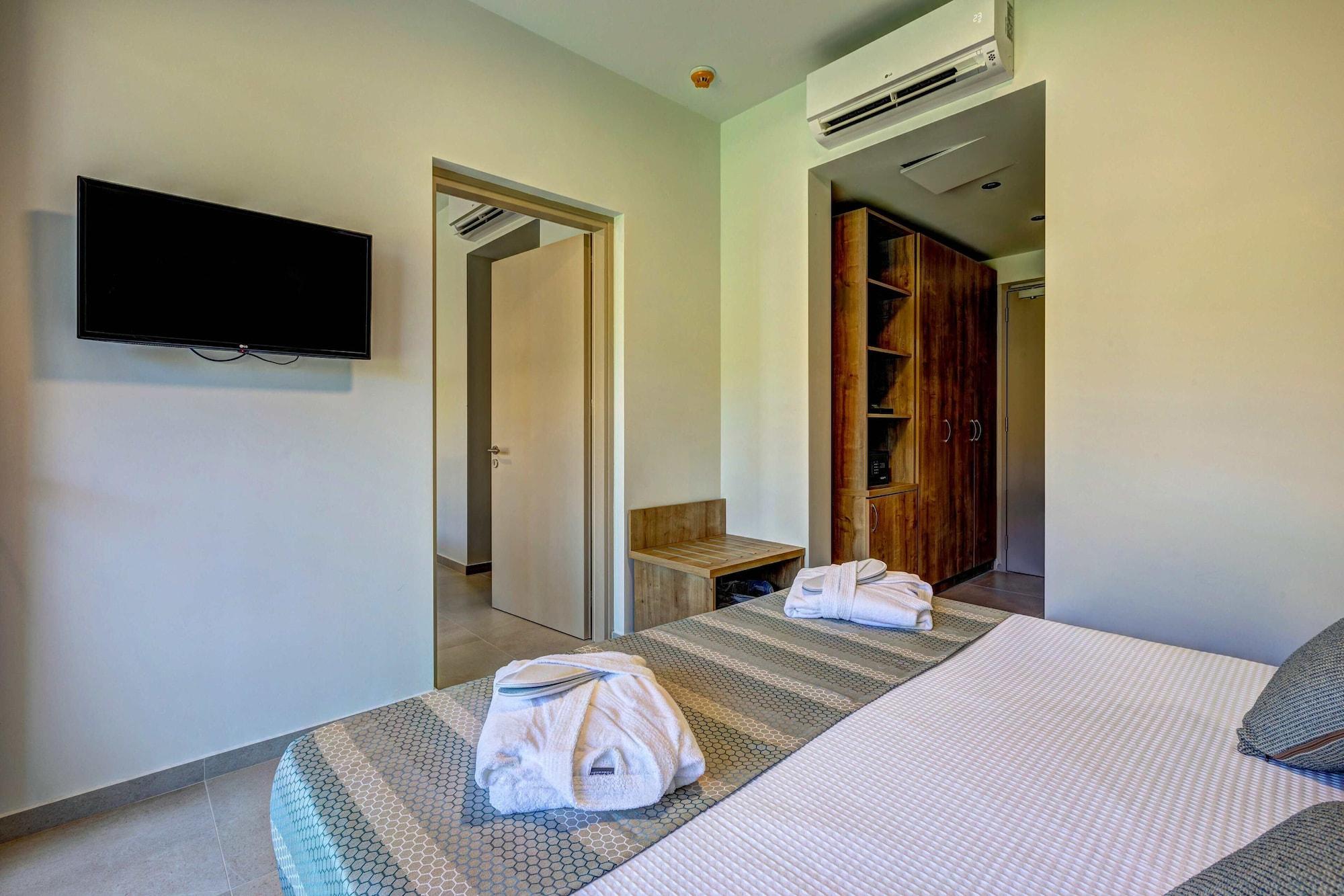 White Olive Elite Laganas Hotel Екстериор снимка